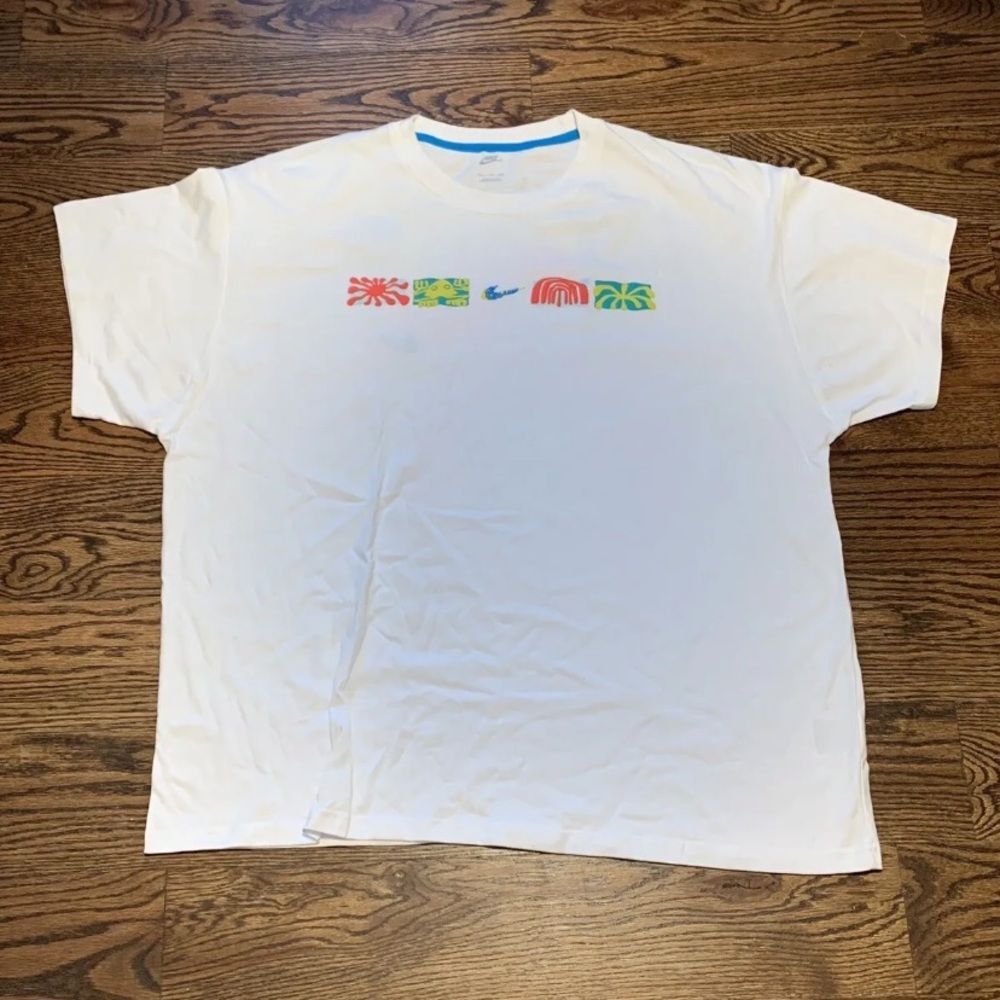 Nike White Tee T-Shirt Mens Rainbow Logo, Size 2XL XXL, PLEASE READ